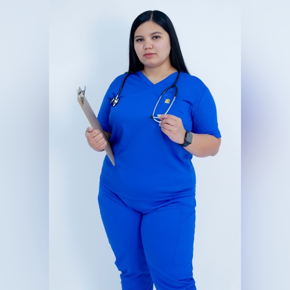 EXTRA LARGE Size Top and Jogger Scrub Set - Picture 2 of 12